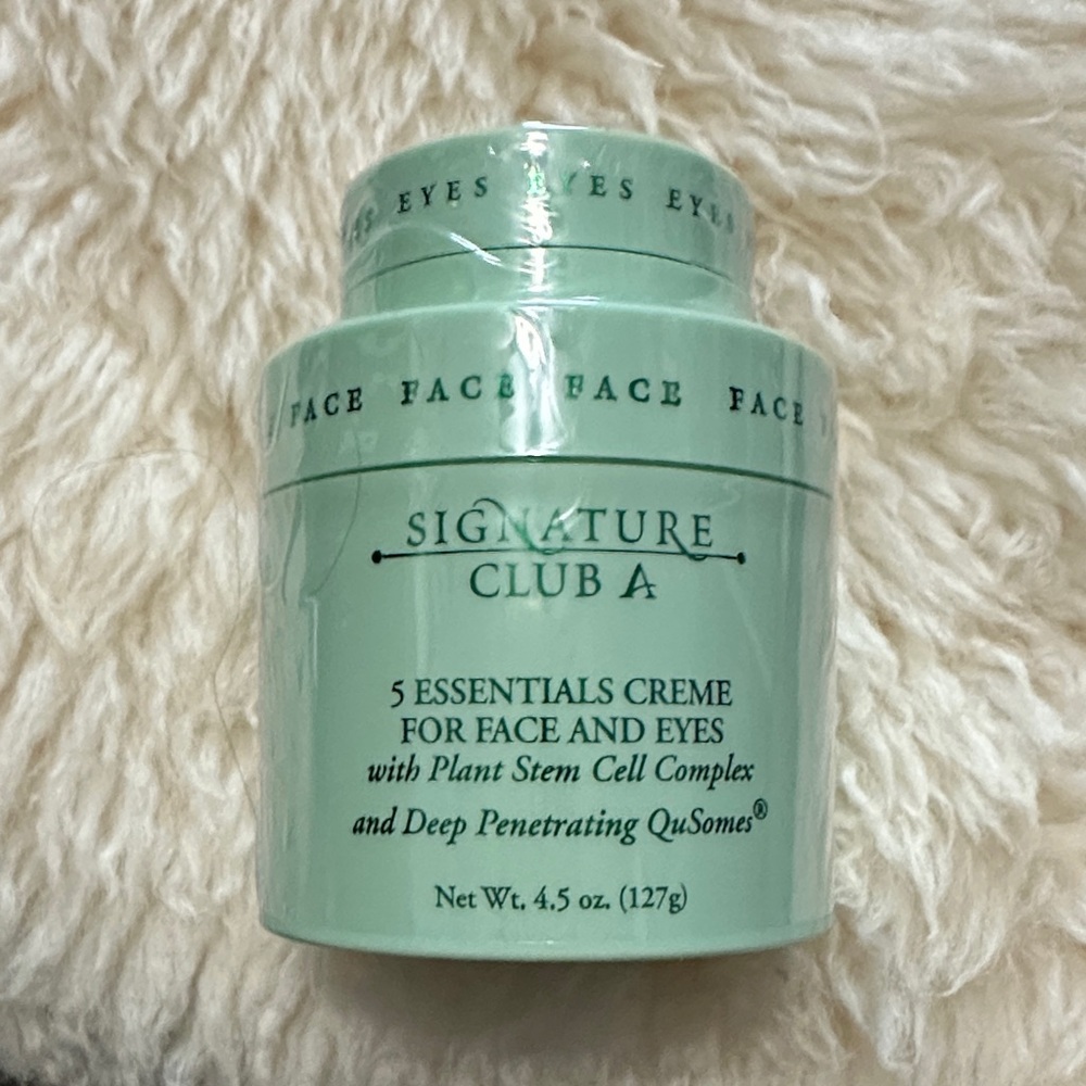 NWT Signature Club A Essentials Creme - Mint Green